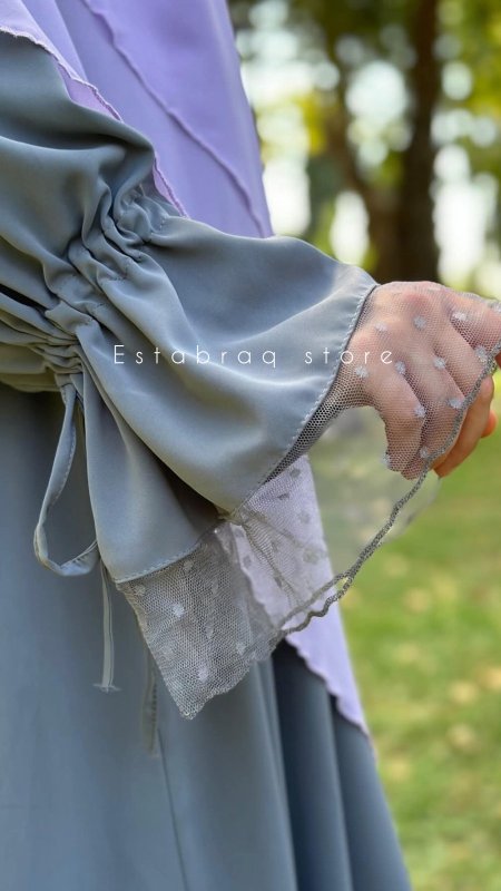 رمادي