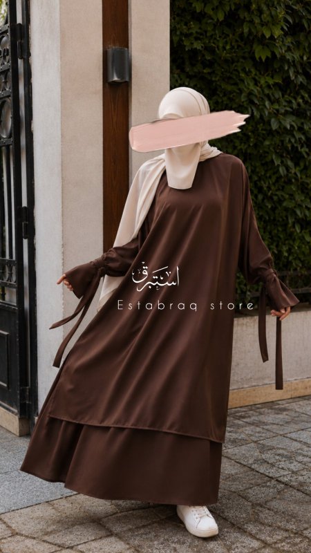 بني غامق